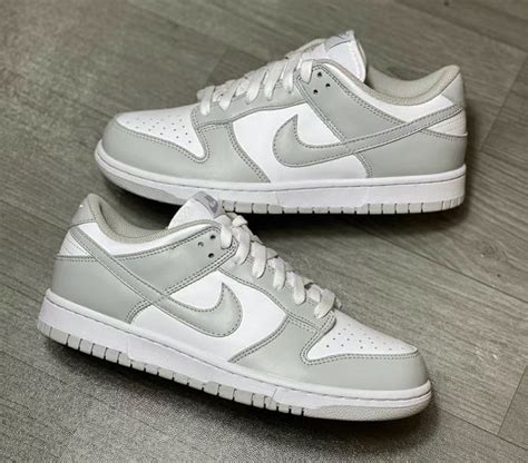 Nike Dunks online 